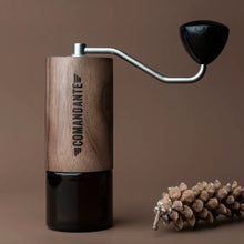 Lade das Bild in den Galerie-Viewer, Comandante C40 MKIII Nitro Blade VIRGINA WALNUT