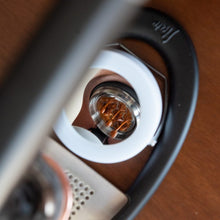 Lade das Bild in den Galerie-Viewer, Shot Mirror